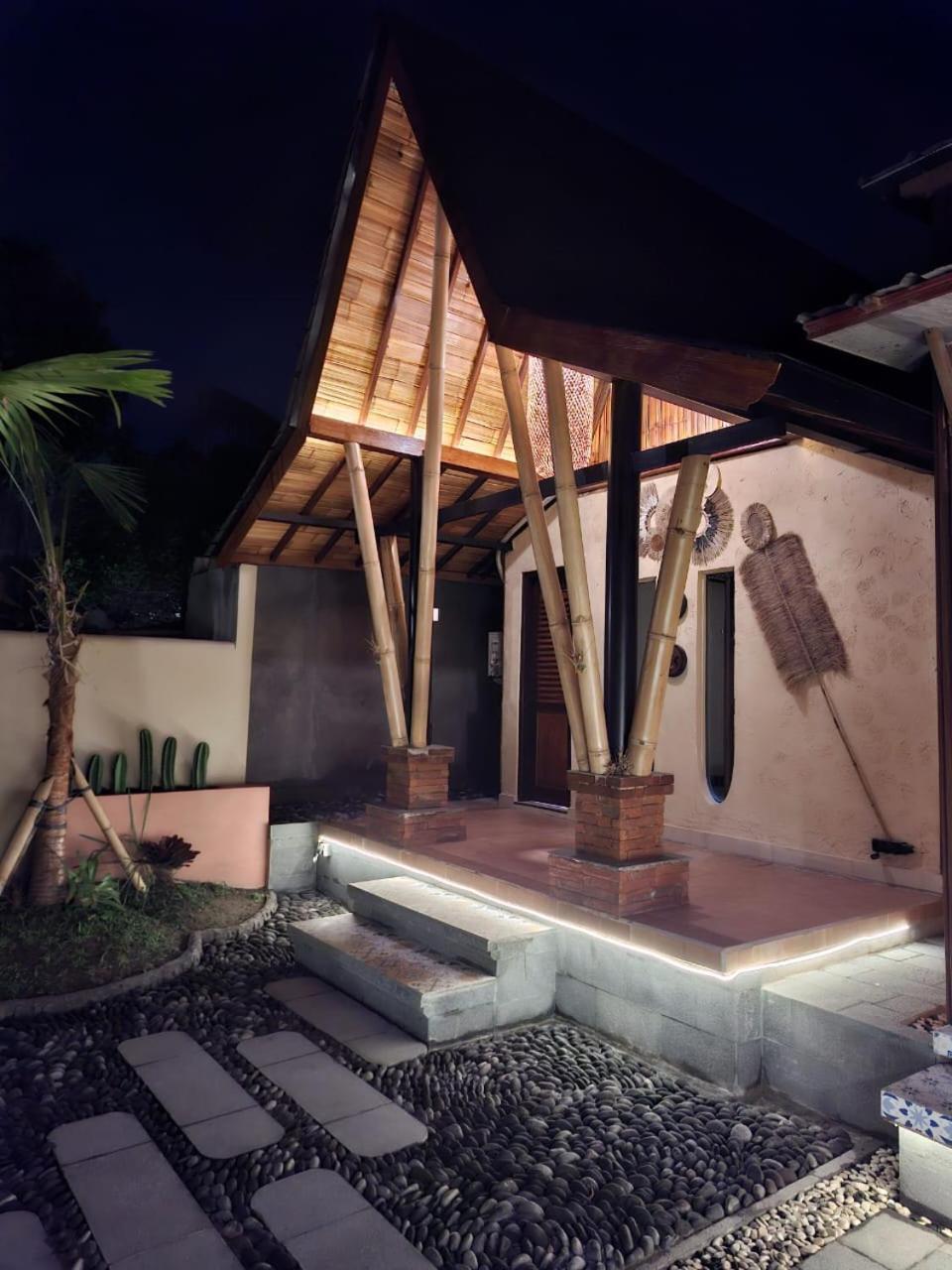 Ubud Hidden Villa Yone village Exteriör bild